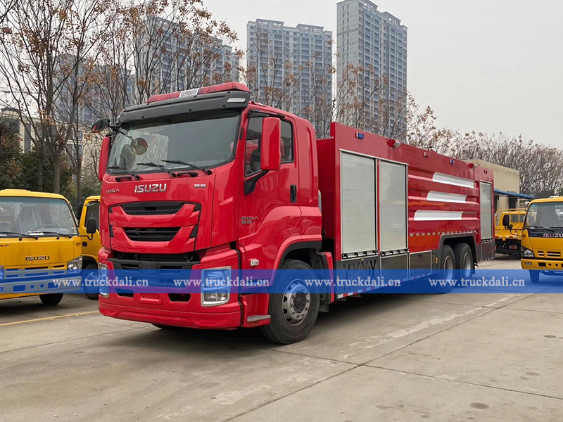 ISUZU GIGA 6*4 Fire Fighting Truck