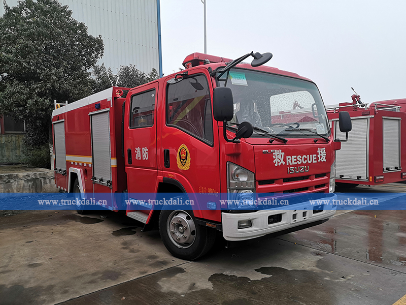 ISUZU 700P Fire Fighting Truck