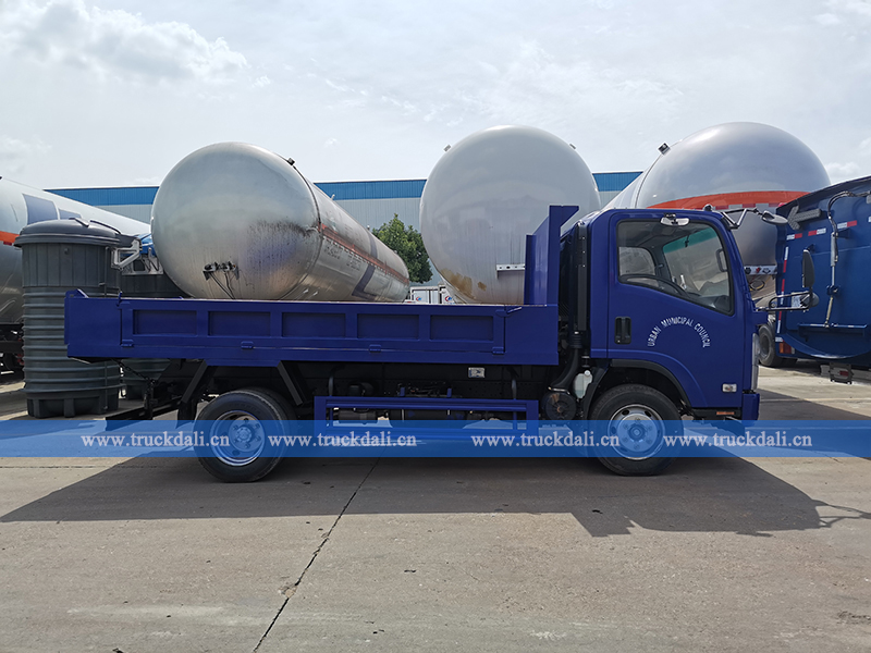 ISUZU 100P 3T Dump Truck