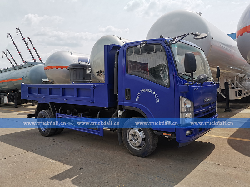 ISUZU 100P 3T Dump Truck