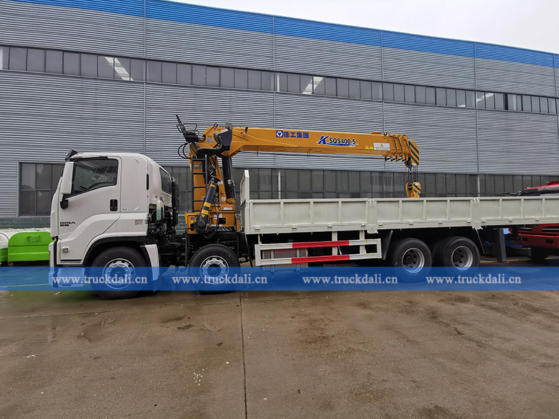 ISUZU GIGA 8*4 Truck with 20T Crane