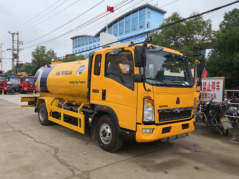 8000L LPG Tank Truck