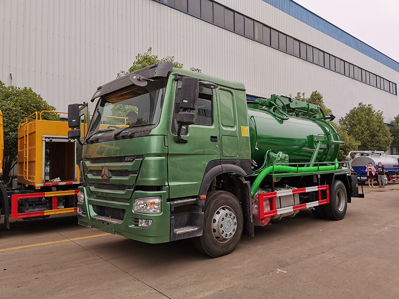 8000L SEPTIC CLEANING TRUCK