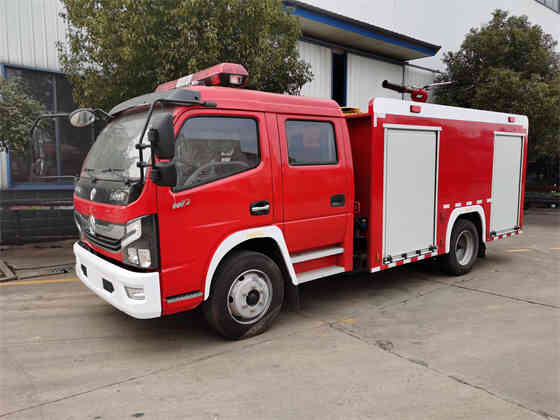 CLW5100GXFPM40/DF型泡沫消防车