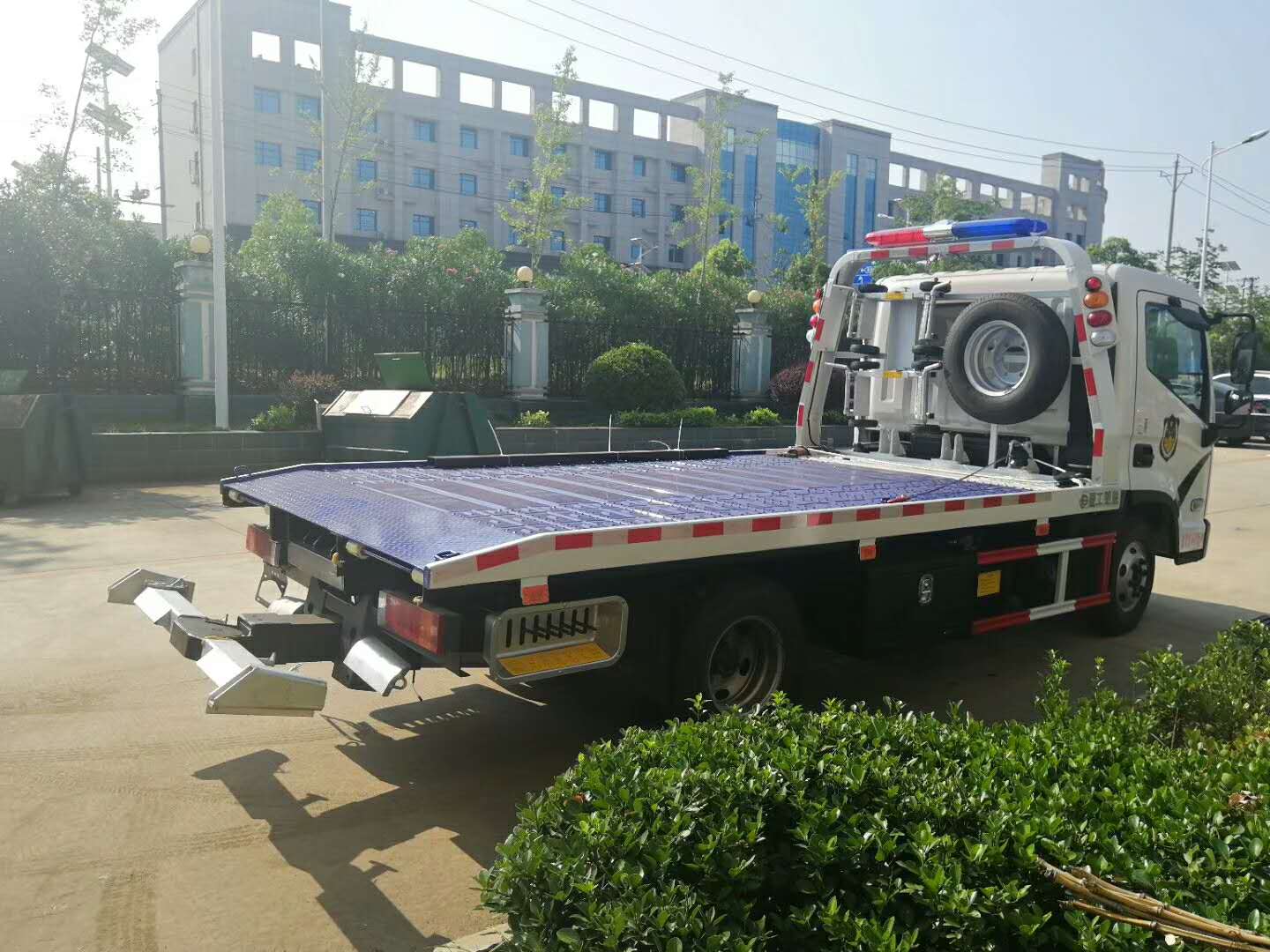 盛圖清障車3.jpg