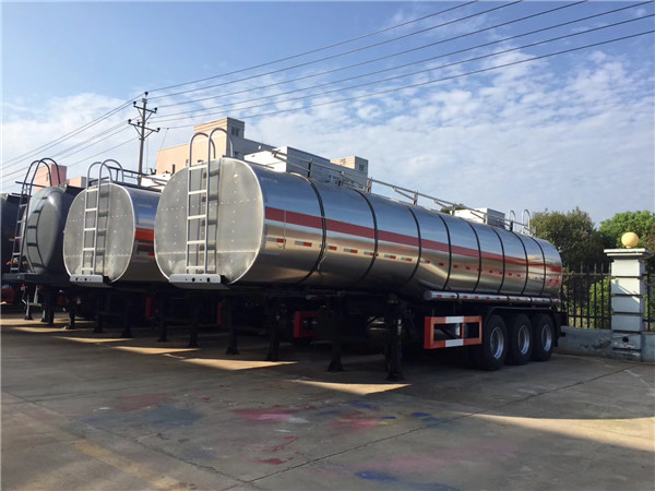 玉柴东特普货轻型铝合金食用油保温加热半挂槽罐车