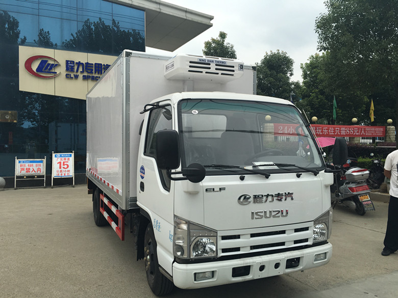 庆铃五十铃4.1米冷藏车