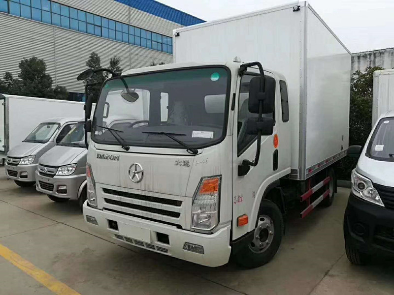 大运1995排半型冷藏车3.7米