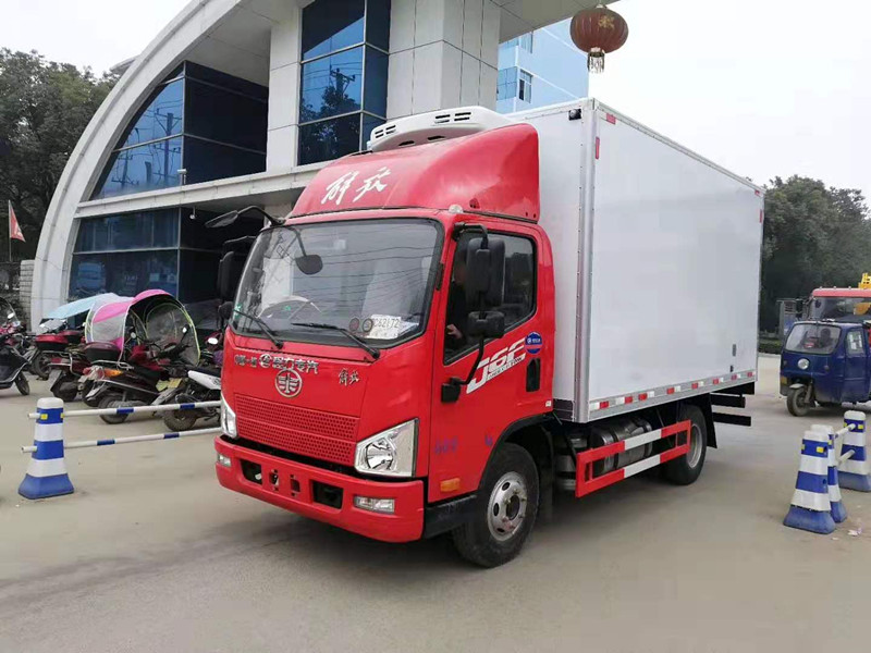 解放J6F（4.2米）冷藏车