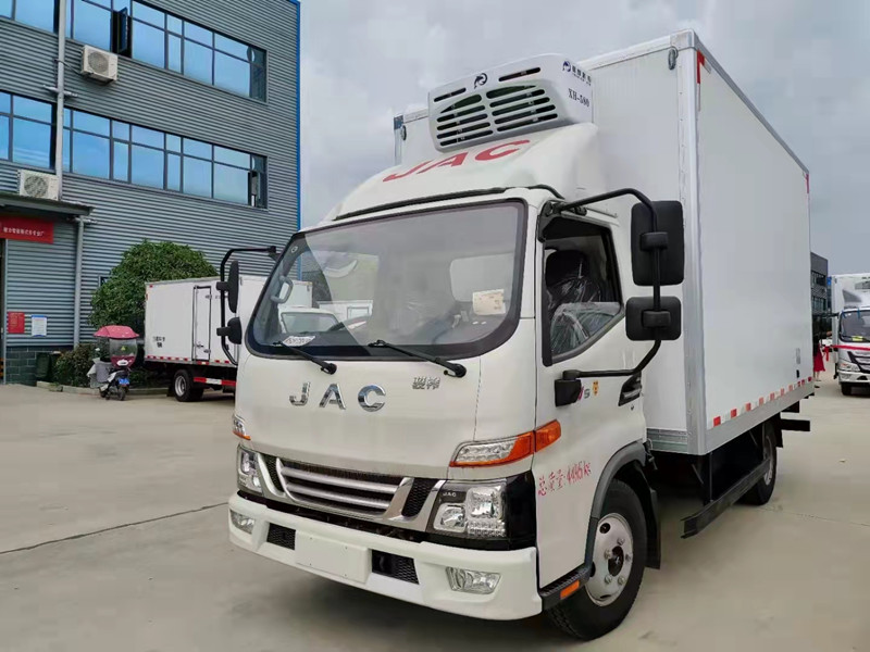 江淮骏铃V5   4.2米冷藏车