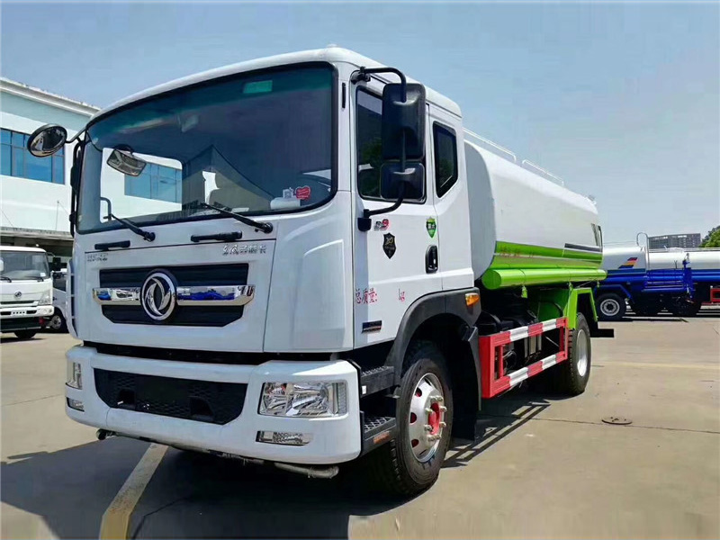 国六东风D9多利卡洒水车15吨洒水车