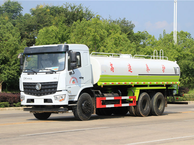 国六东风专底D3L后双桥洒水车