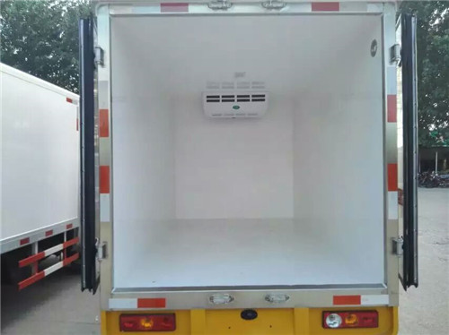 江淮3.1米小型冷藏车