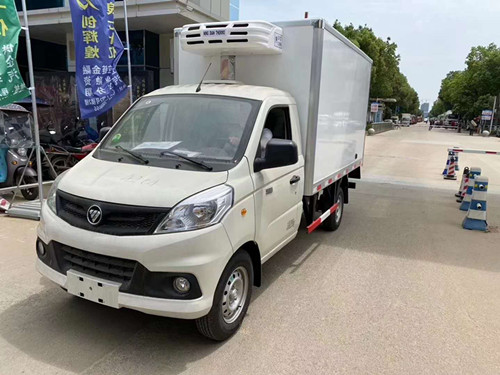 福田國六2.8米小型冷藏車