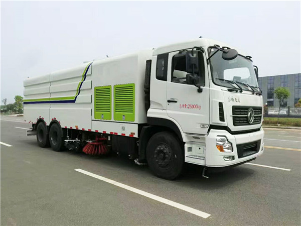 东风天龙洗扫车