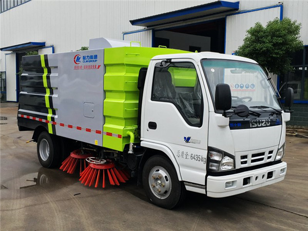 五十铃扫路车