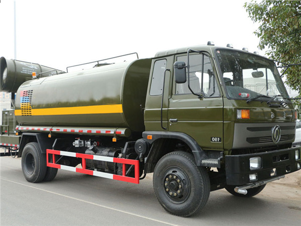 东风153抑尘车