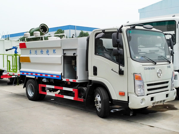 大运抑尘车
