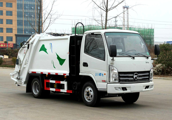 凯马蓝牌压缩垃圾车