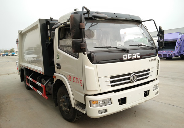 东风大多利卡压缩垃圾车