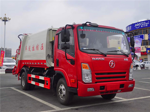 大运压缩垃圾车