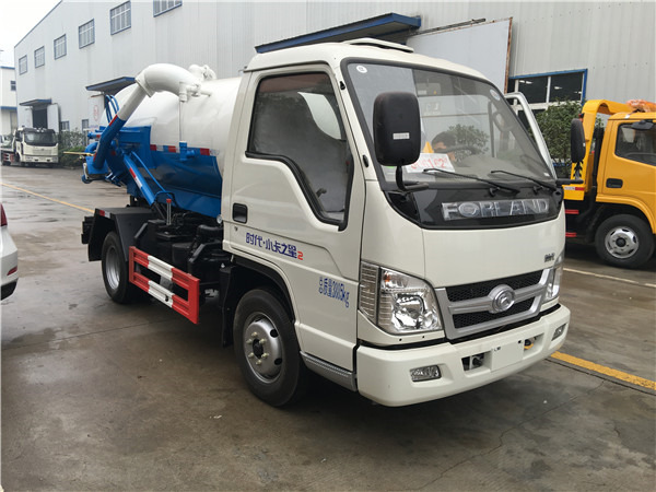 福田时代吸污车