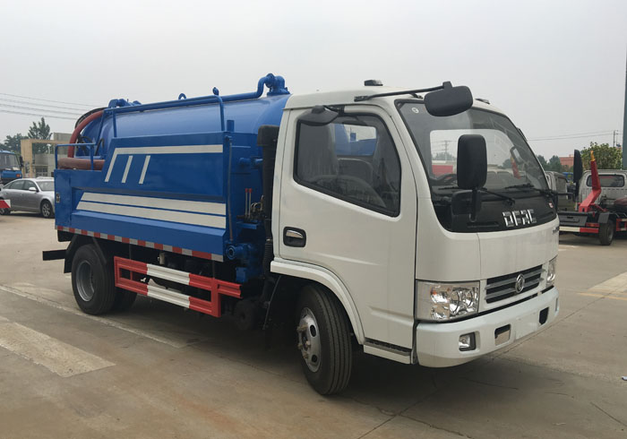 东风小多利卡清洗吸污车（分体）