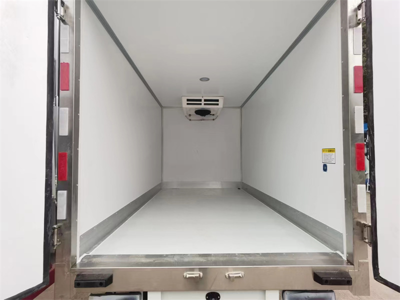长安神骐3米冷藏车