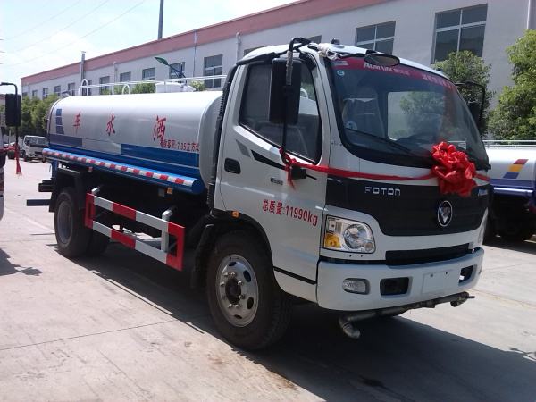 欧马可9方洒水车|奥铃9方高端洒水车