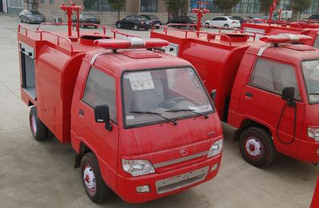 福田微型消防洒水车