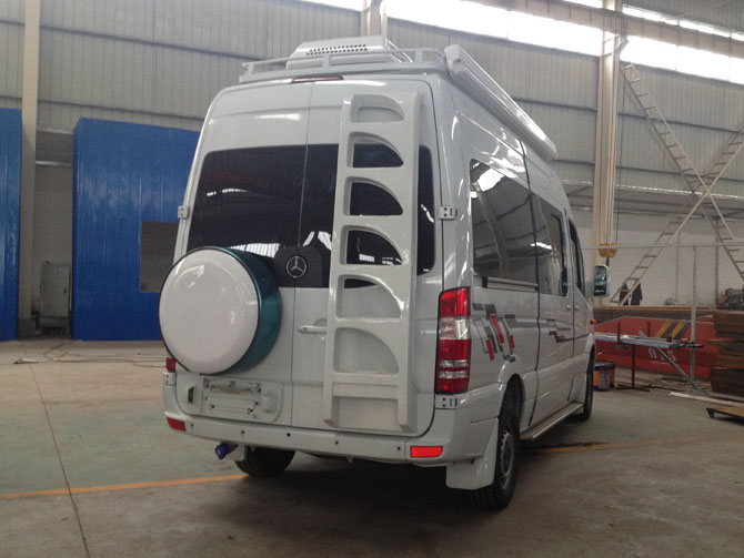 奔驰凌特B型房车/程力旅居车