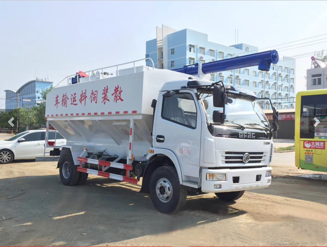 多利卡12方散装饲料车