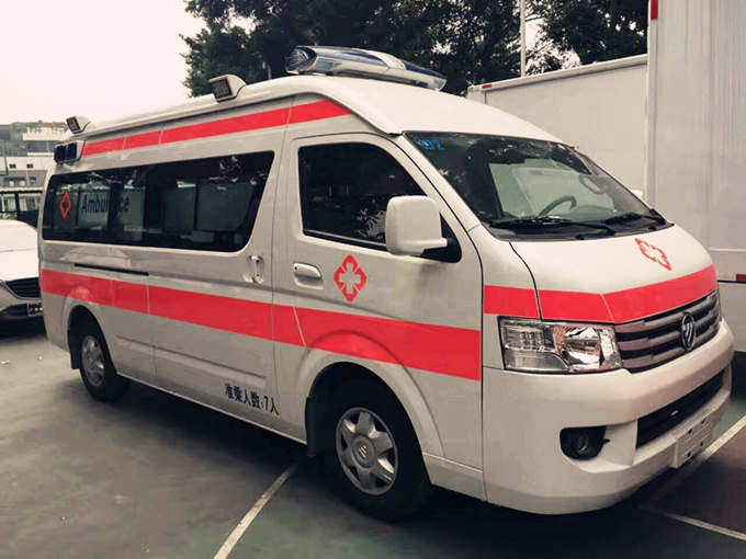 福田风景G9救护车
