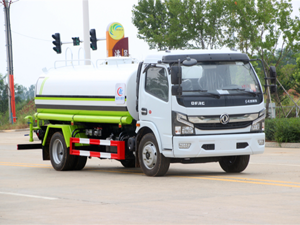 东风5吨洒水车|绿化喷洒车