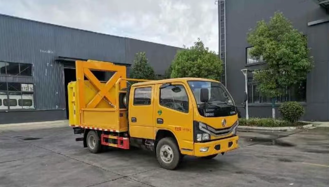 程力防撞缓冲车