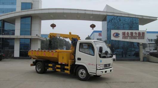 东风单排清淤车