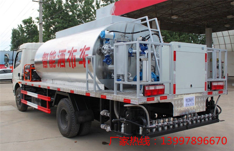 东风6方沥青洒布车