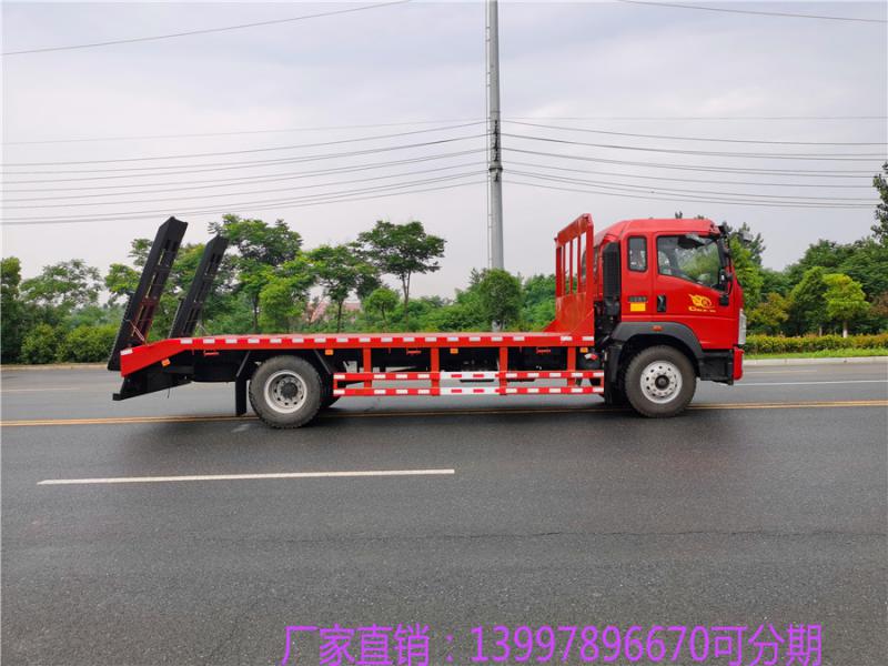 国六重汽豪沃6.5米单桥拖车