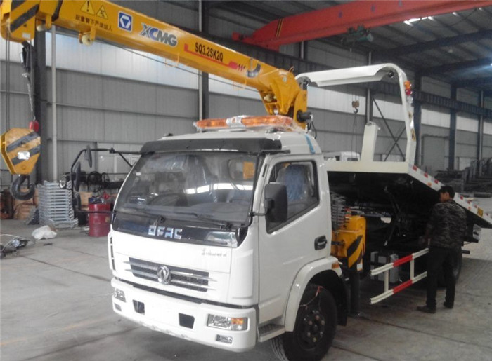 多利卡随车吊清障车|多利卡加长板救援车