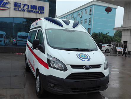 福特新全顺短轴运输型救护车/120急救车