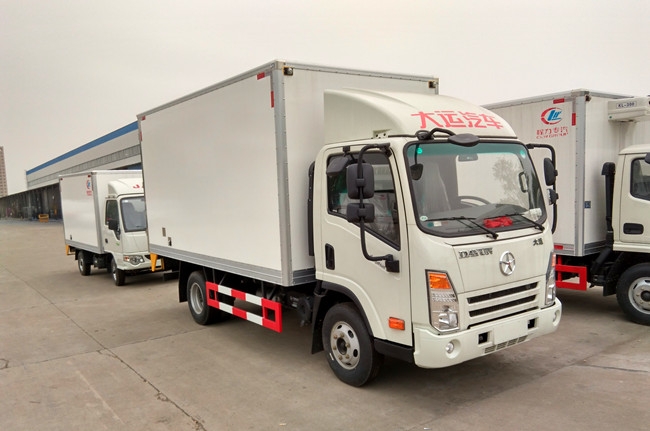 大运冷藏车/4米厢长冷链车